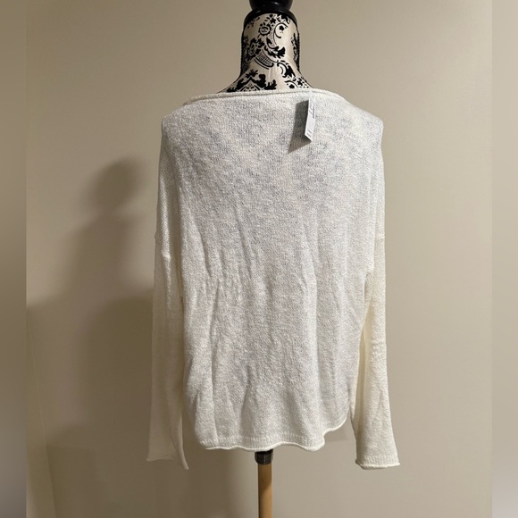 Maurice’s Sweater - Picture 7 of 8